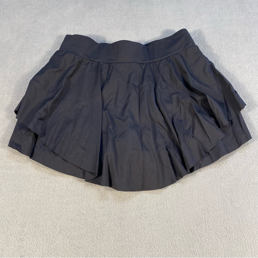 Glowmode women’s Black Stretch Pleated Skirt w/ built in bike shorts, size L